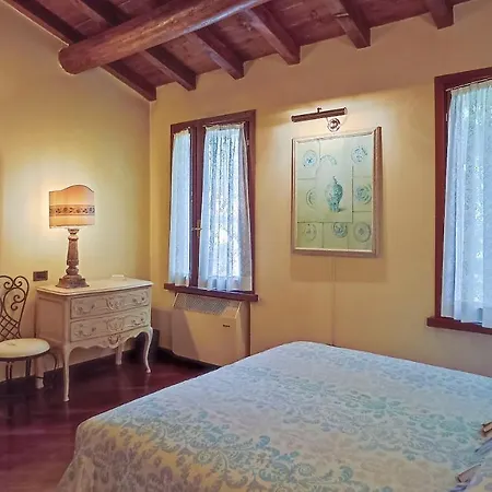 Holiday home La Casetta Nel Bosco *